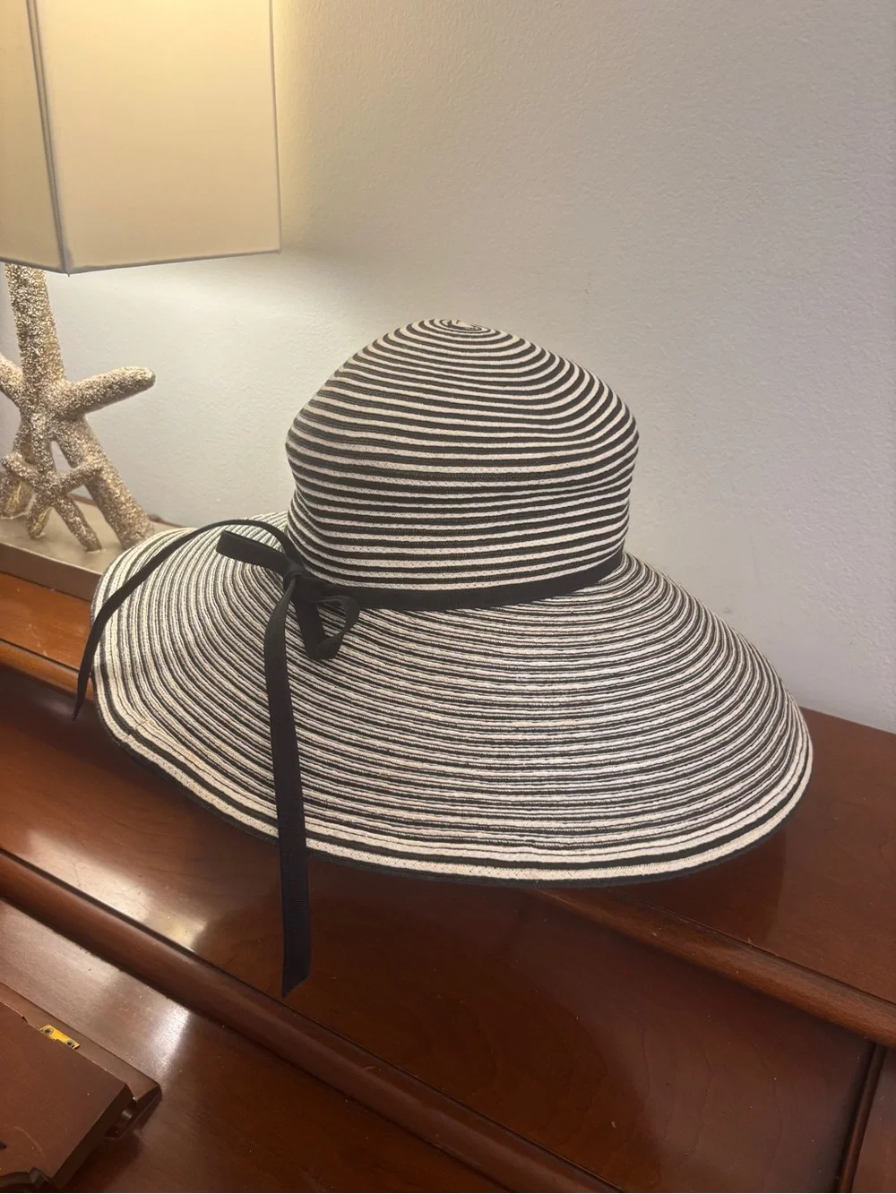 Eric Javits Black White Striped Wide Brim Squishee Sun Hat One Size Packable - Picture 2 of 16